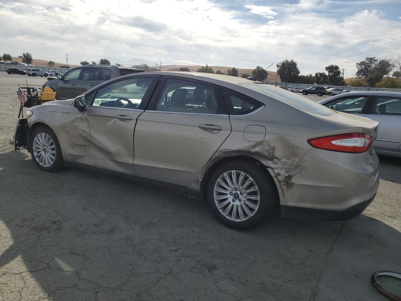 2016 Ford Fusion - Image 2