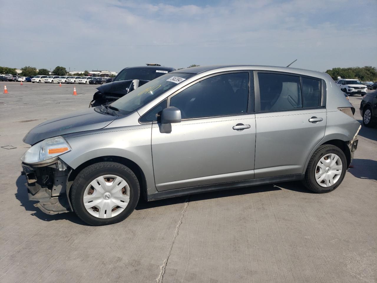 2011 Nissan Versa - Image 1