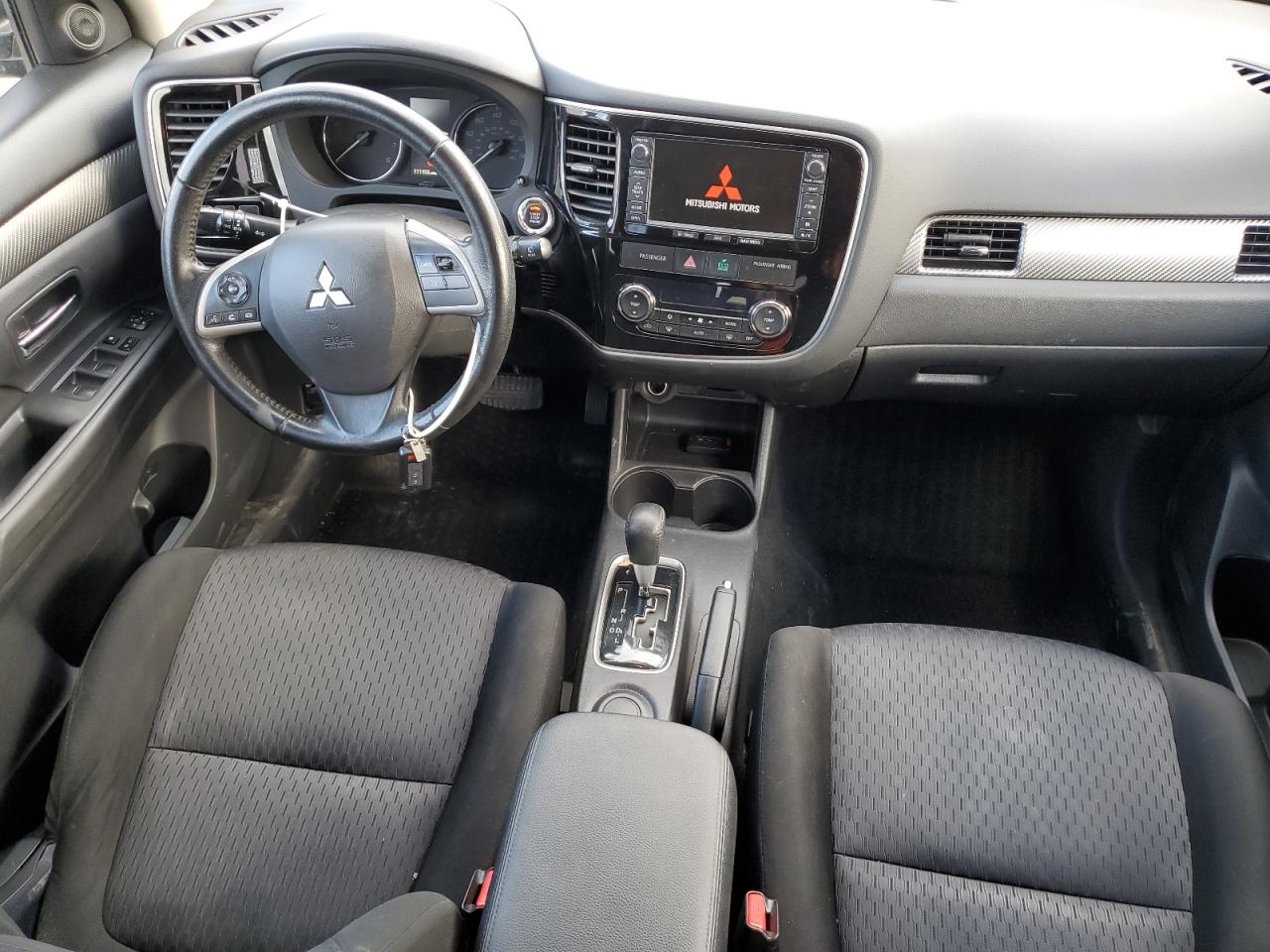 JA4AD3A30EZ009569 2014 Mitsubishi Outlander Se