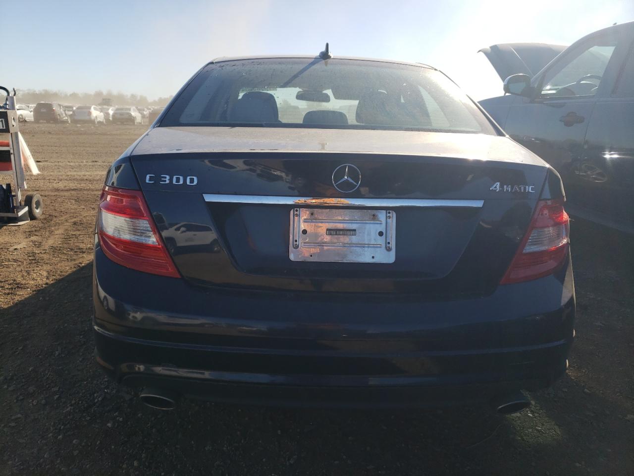 2011 Mercedes-Benz C 300 4Matic VIN: WDDGF8BBXBR152463 Lot: 75943804