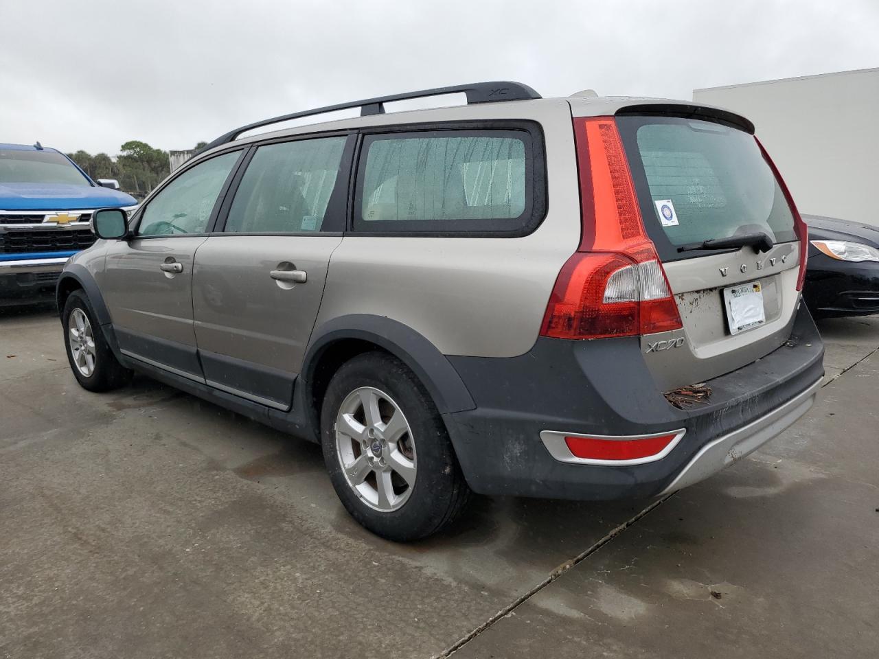 2008 Volvo XC70 - Image 2