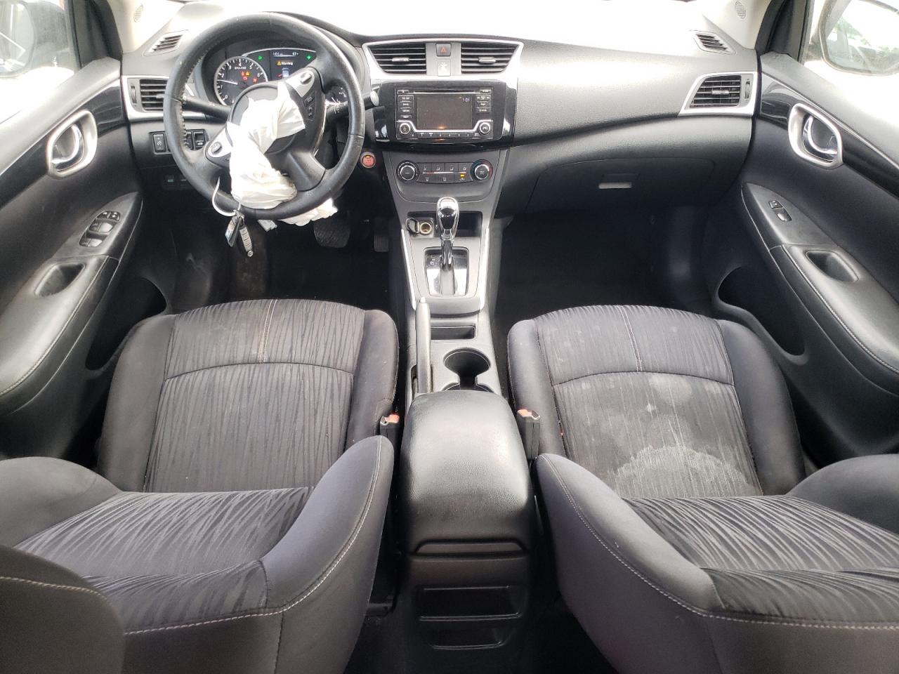 2016 Nissan Sentra - Image 8