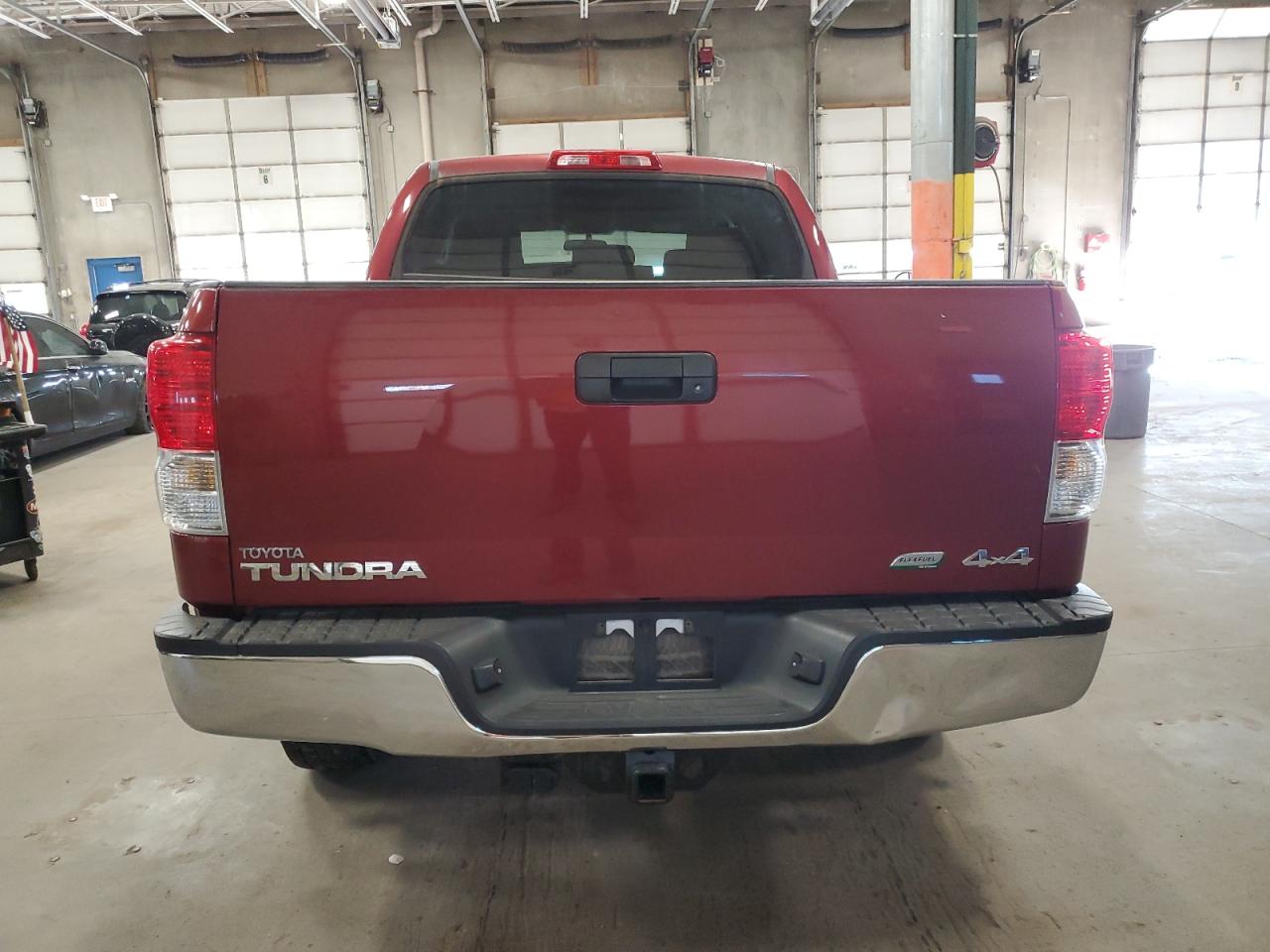 5TFDW5F14AX112841 2010 Toyota Tundra Crewmax Sr5