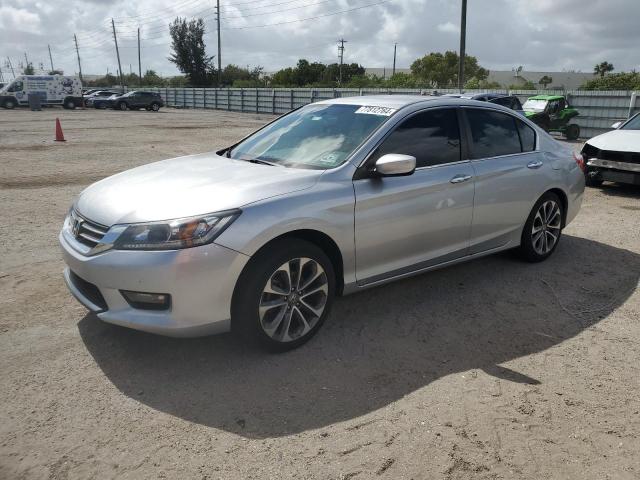 Sedans HONDA ACCORD 2014 Srebrny