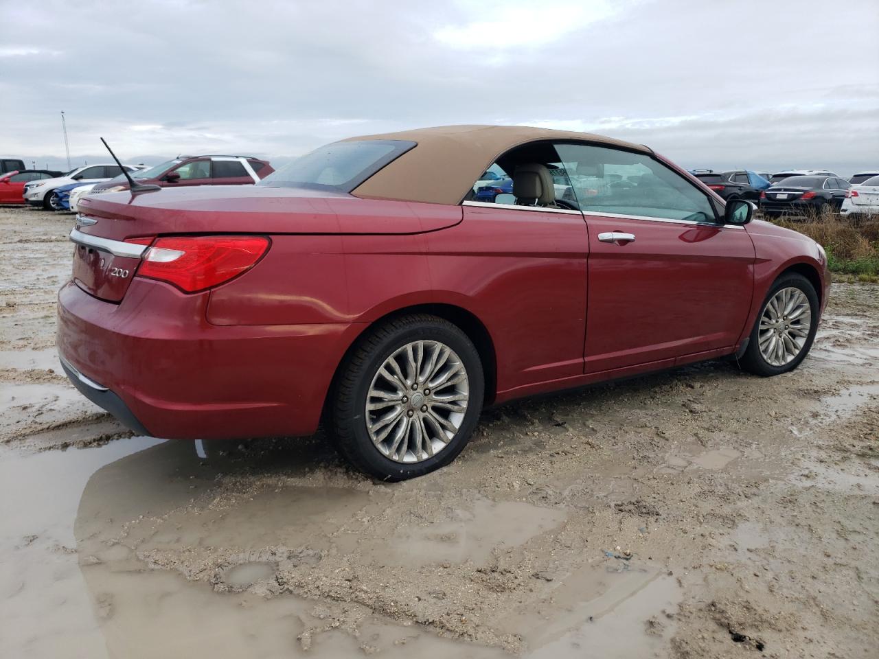 2012 Chrysler 200 - Image 3