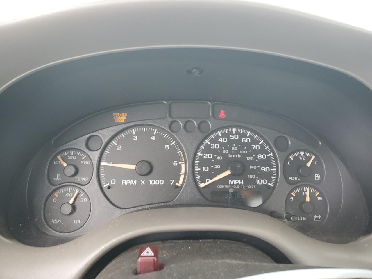 2003 Chevrolet S-10 Pickup - Image 9