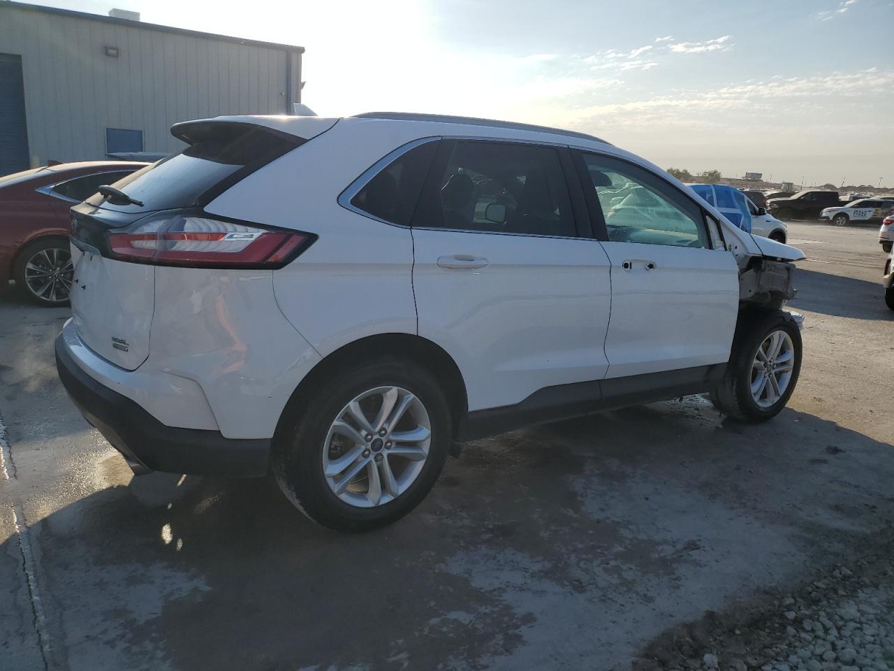 2020 Ford Edge - Image 3
