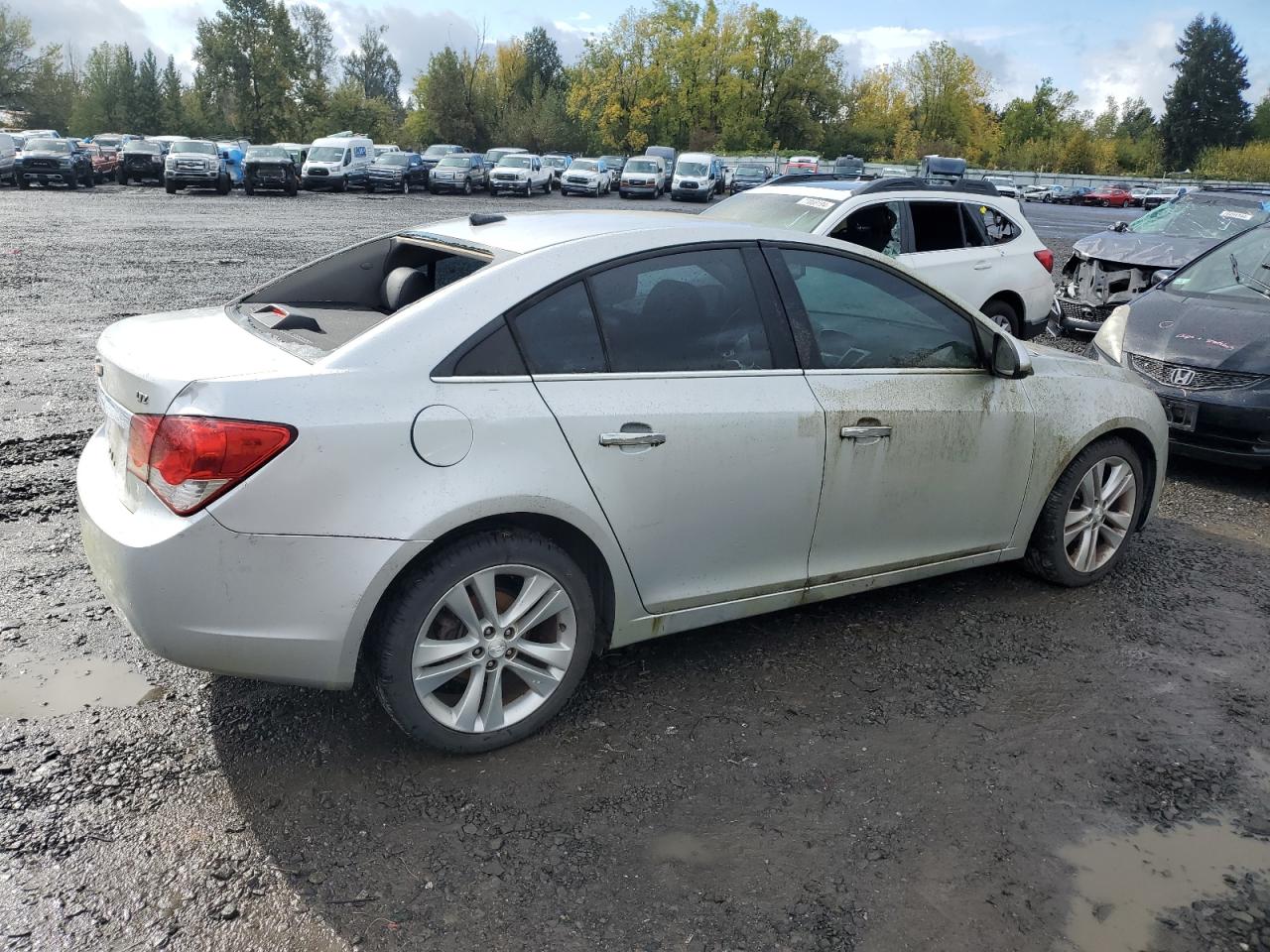 VIN 1G1PG5SB7D7132829 2013 CHEVROLET CRUZE no.3