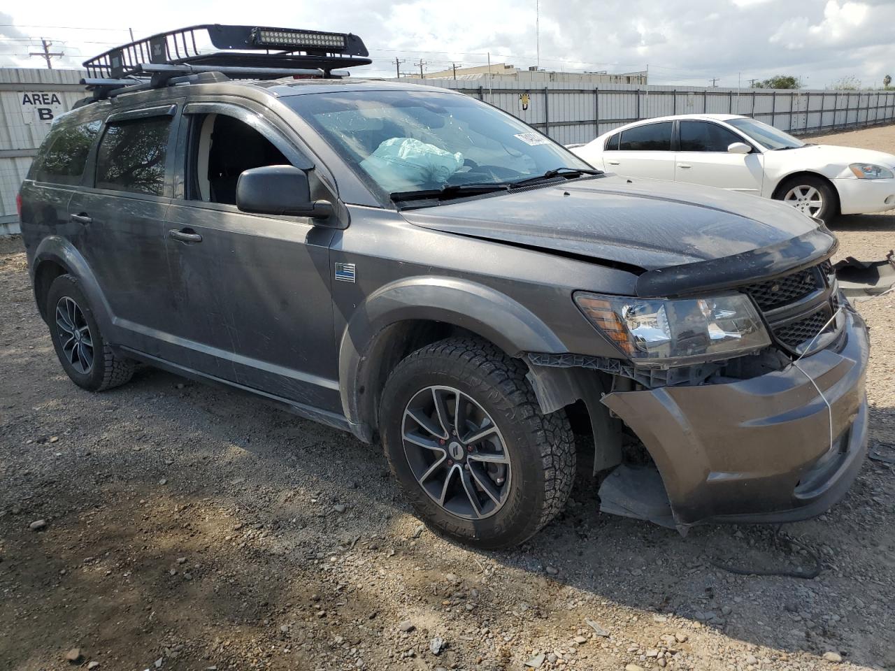 VIN 3C4PDCAB7JT508247 2018 DODGE JOURNEY no.4