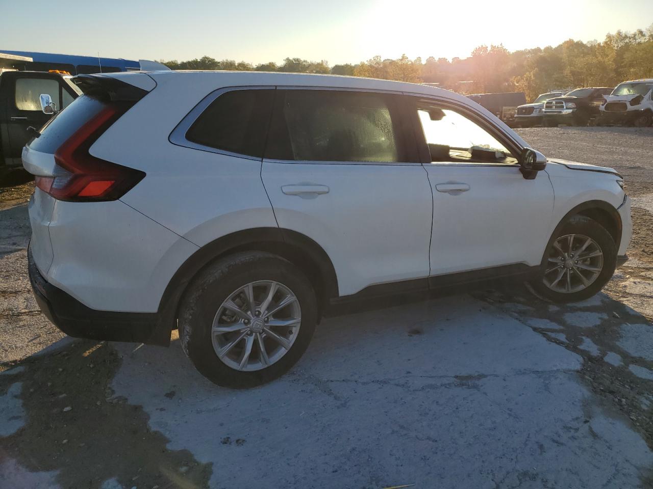 2023 Honda CR-V - Image 3