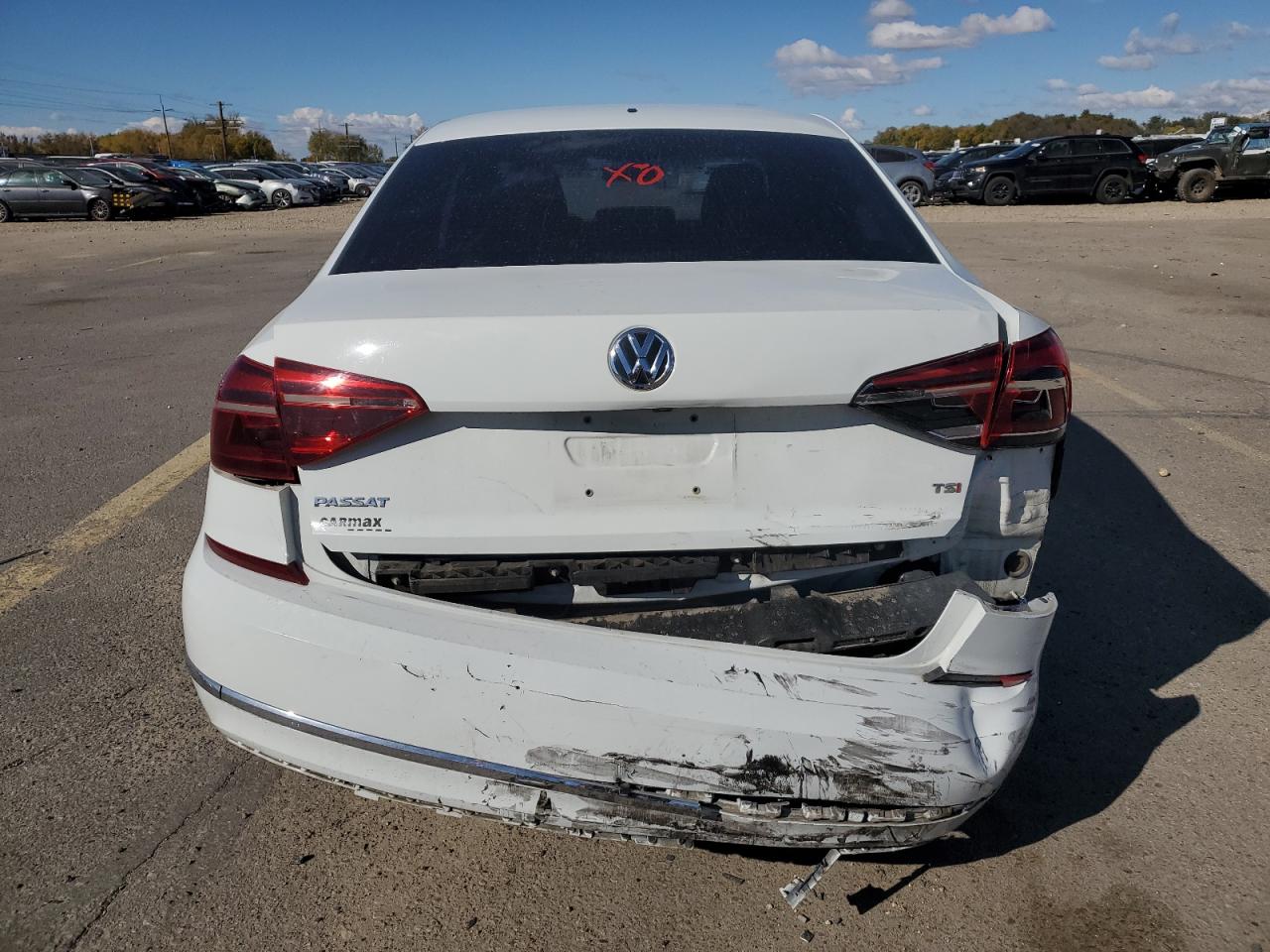 2018 Volkswagen Passat - Image 6
