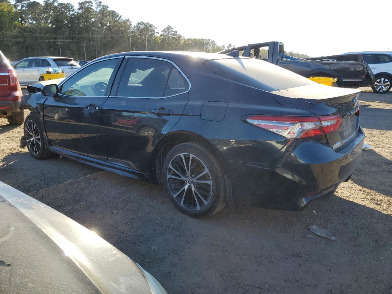 4T1B11HK6KU714269 2019 TOYOTA CAMRY - Image 2