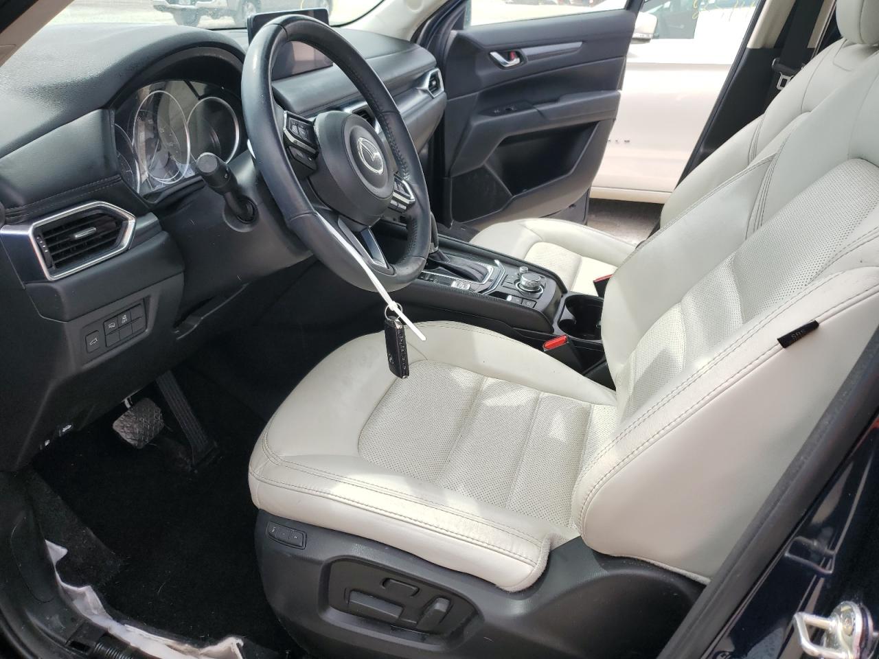 2022 Mazda CX-5 - Image 7