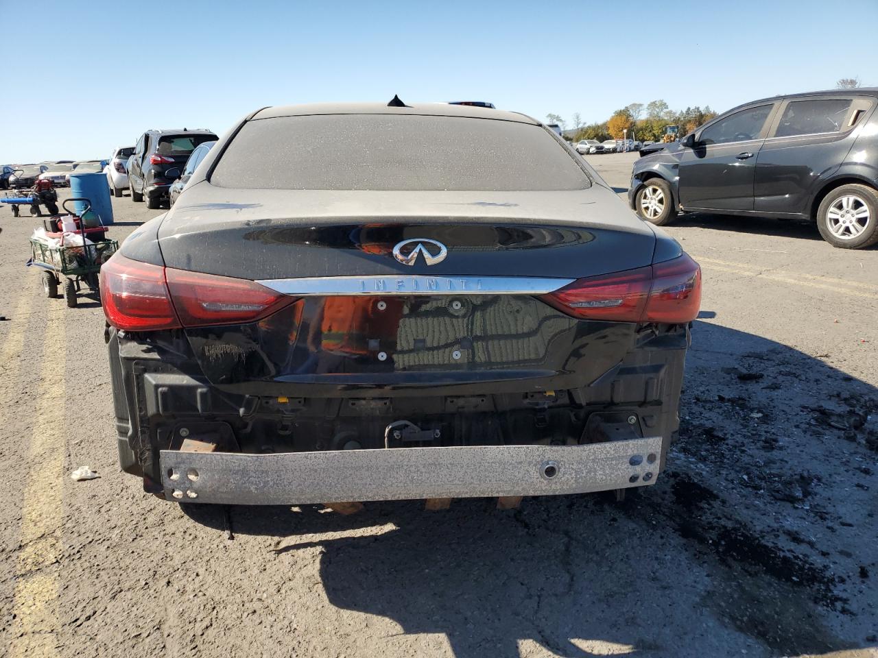 JN1EV7AR4JM430138 2018 Infiniti Q50 Luxe