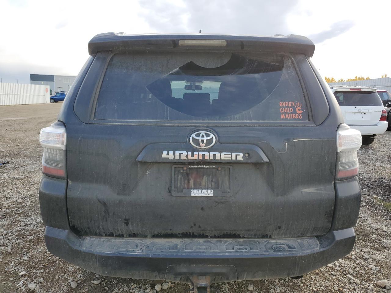 JTEBU5JR2K5718948 2019 Toyota 4Runner Sr5