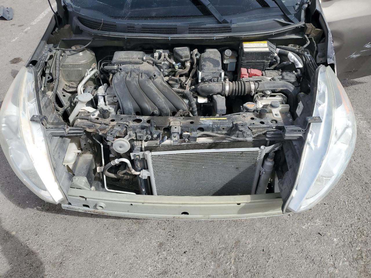 2016 Nissan Versa - Image 13