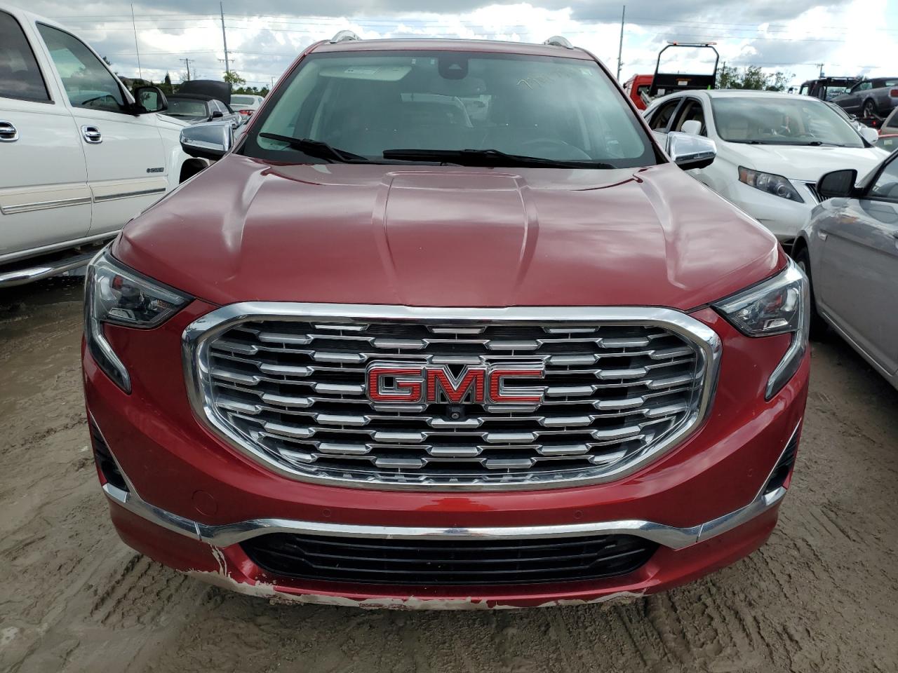 2019 GMC Terrain - Image 5