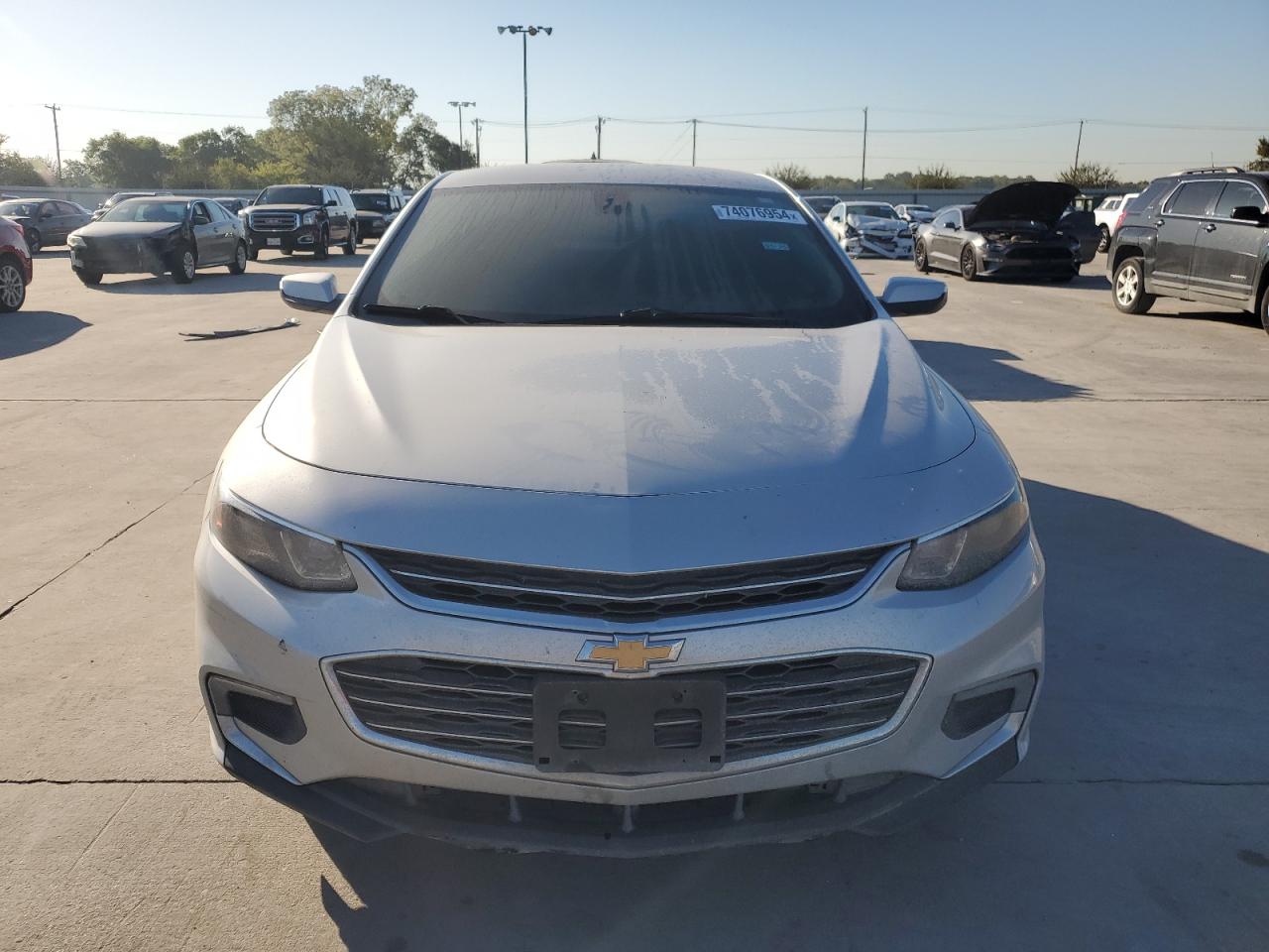 VIN 1G1ZD5ST5JF267805 2018 CHEVROLET MALIBU no.5