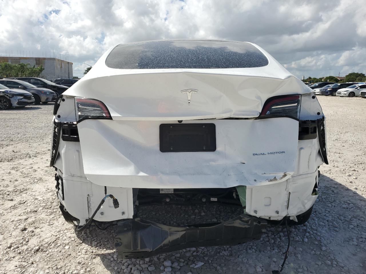 2022 Tesla Model Y VIN: 7SAYGDEE5NA016133 Lot: 76715814