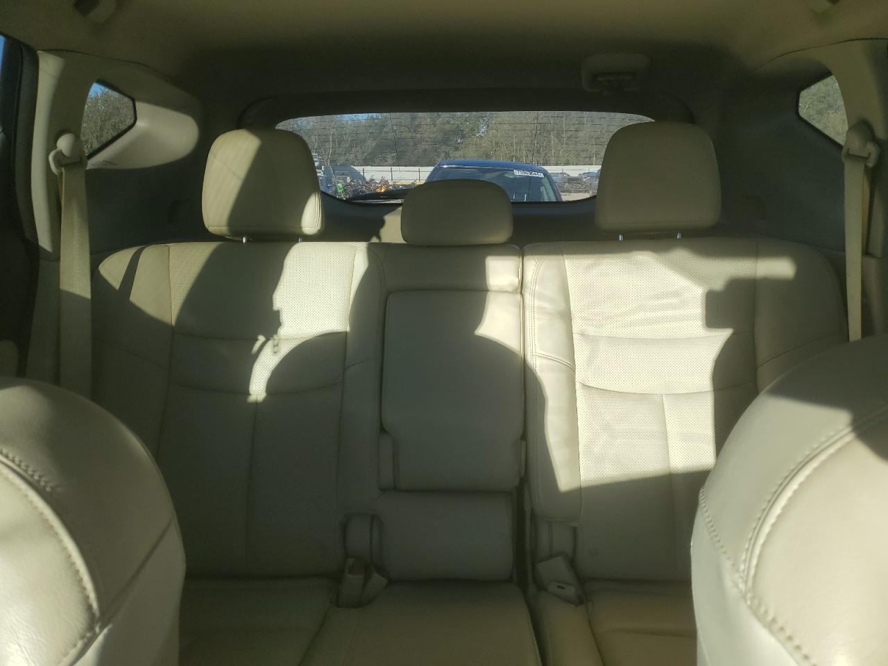 2016 Nissan Murano - Image 10