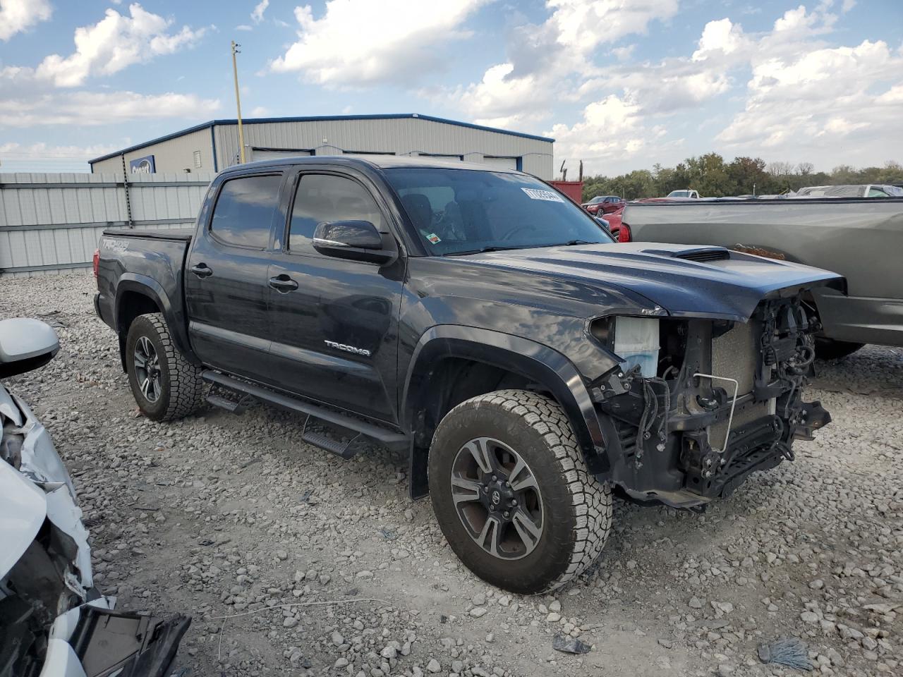 2017 Toyota Tacoma Double Cab VIN: 3TMCZ5AN8HM061499 Lot: 77029544