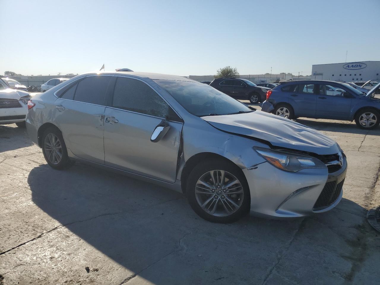 VIN 4T1BF1FKXHU379210 2017 TOYOTA CAMRY no.4