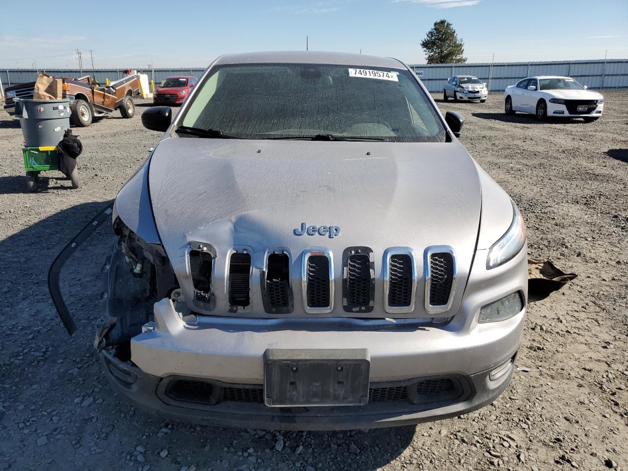 1C4PJLAB1JD595075 2018 Jeep Cherokee Sport