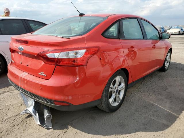  FORD FOCUS 2014 Красный