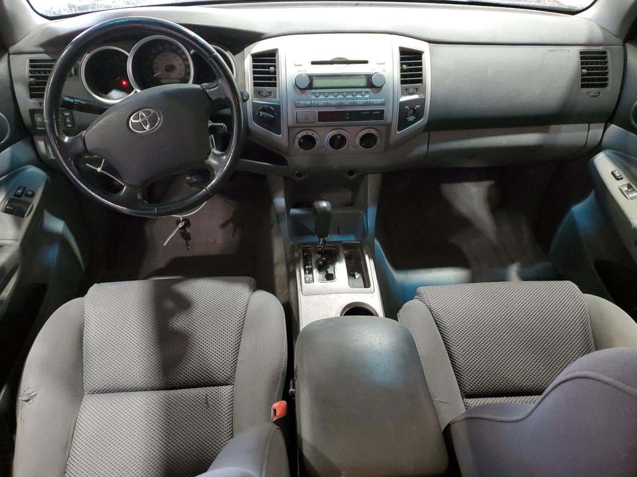 2005 Toyota Tacoma - Image 8