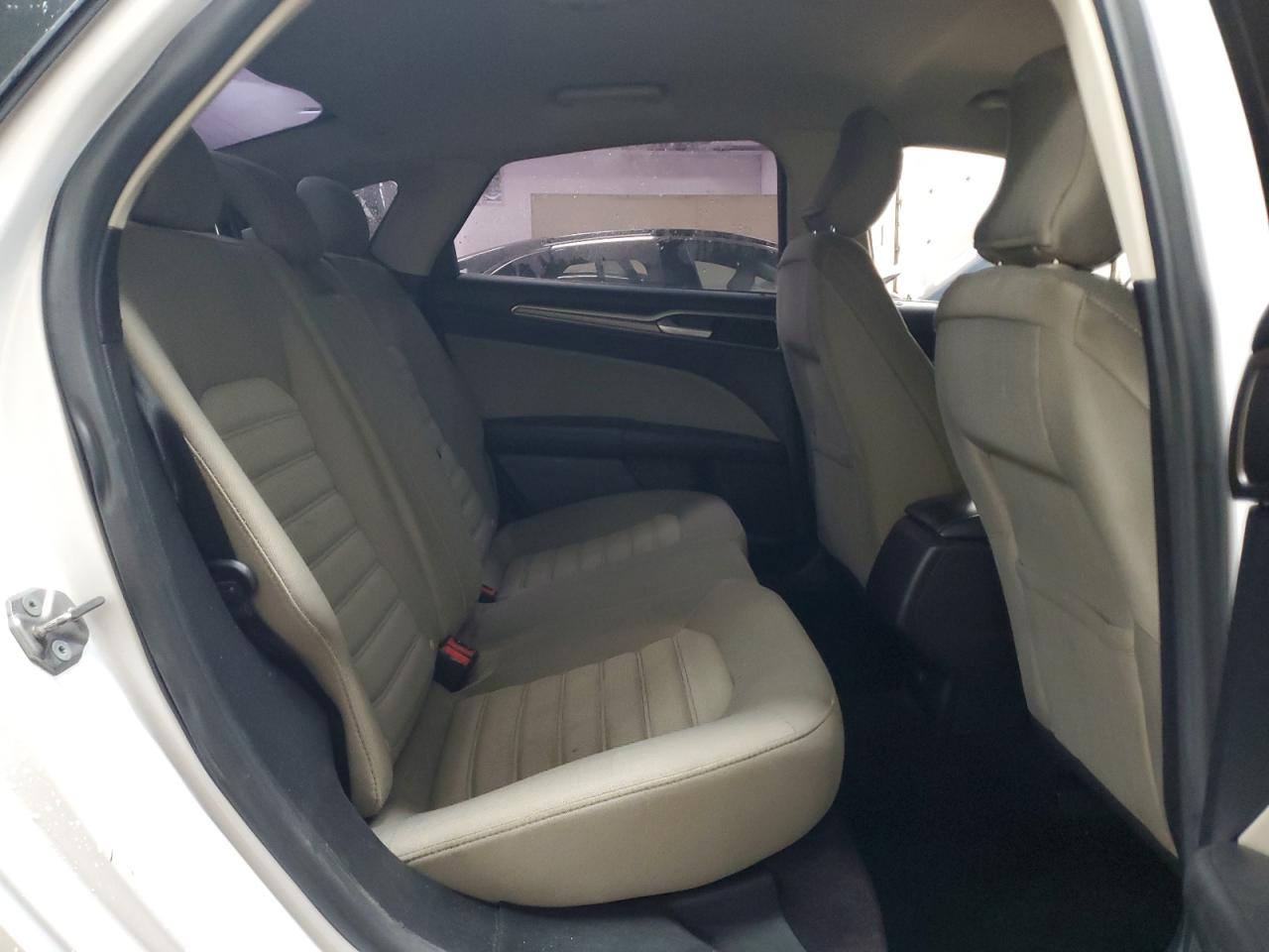 2017 Ford Fusion S VIN: 3FA6P0G76HR303410 Lot: 82980944