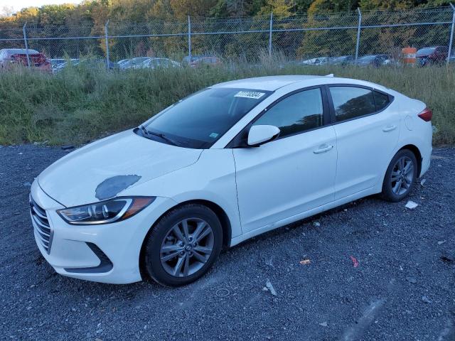 Седани HYUNDAI ELANTRA 2017 Білий