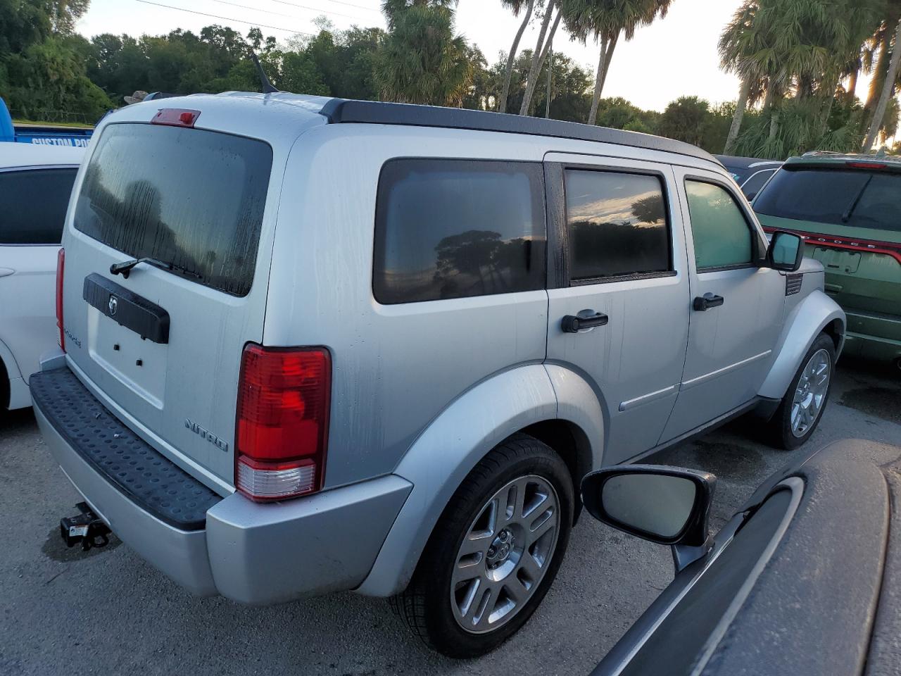 2011 Dodge Nitro - Image 3