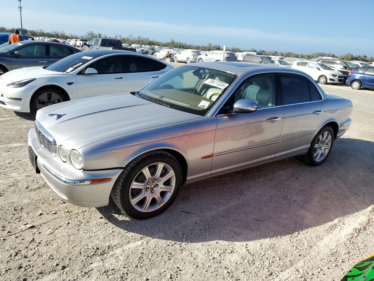 2004 Jaguar XJ - Image 1