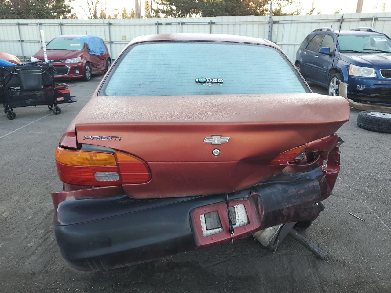 2002 Chevrolet Geo Prizm Base VIN: 1Y1SK528X2Z408471 Lot: 76451034