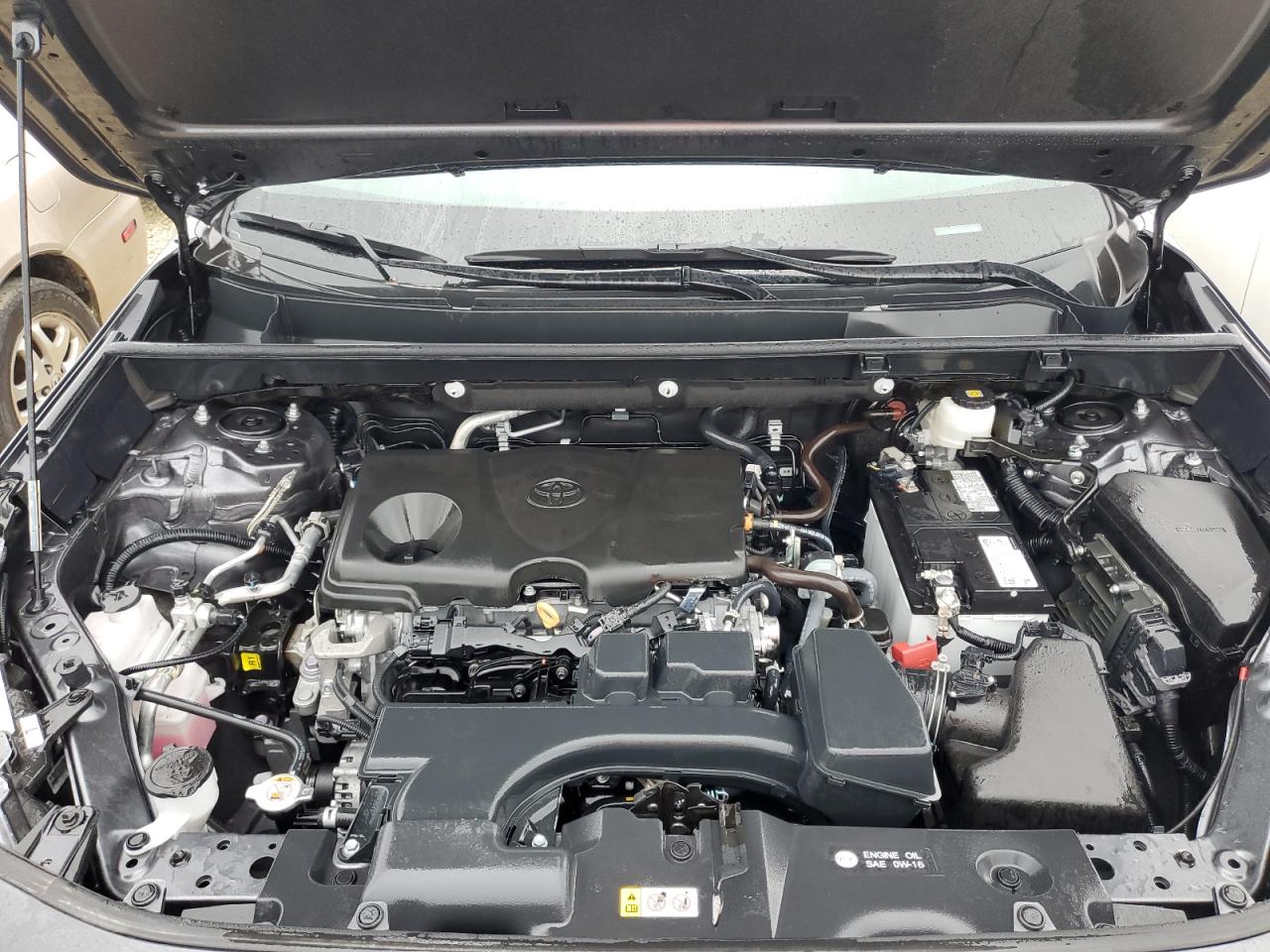 2023 Toyota RAV 4 - Image 12