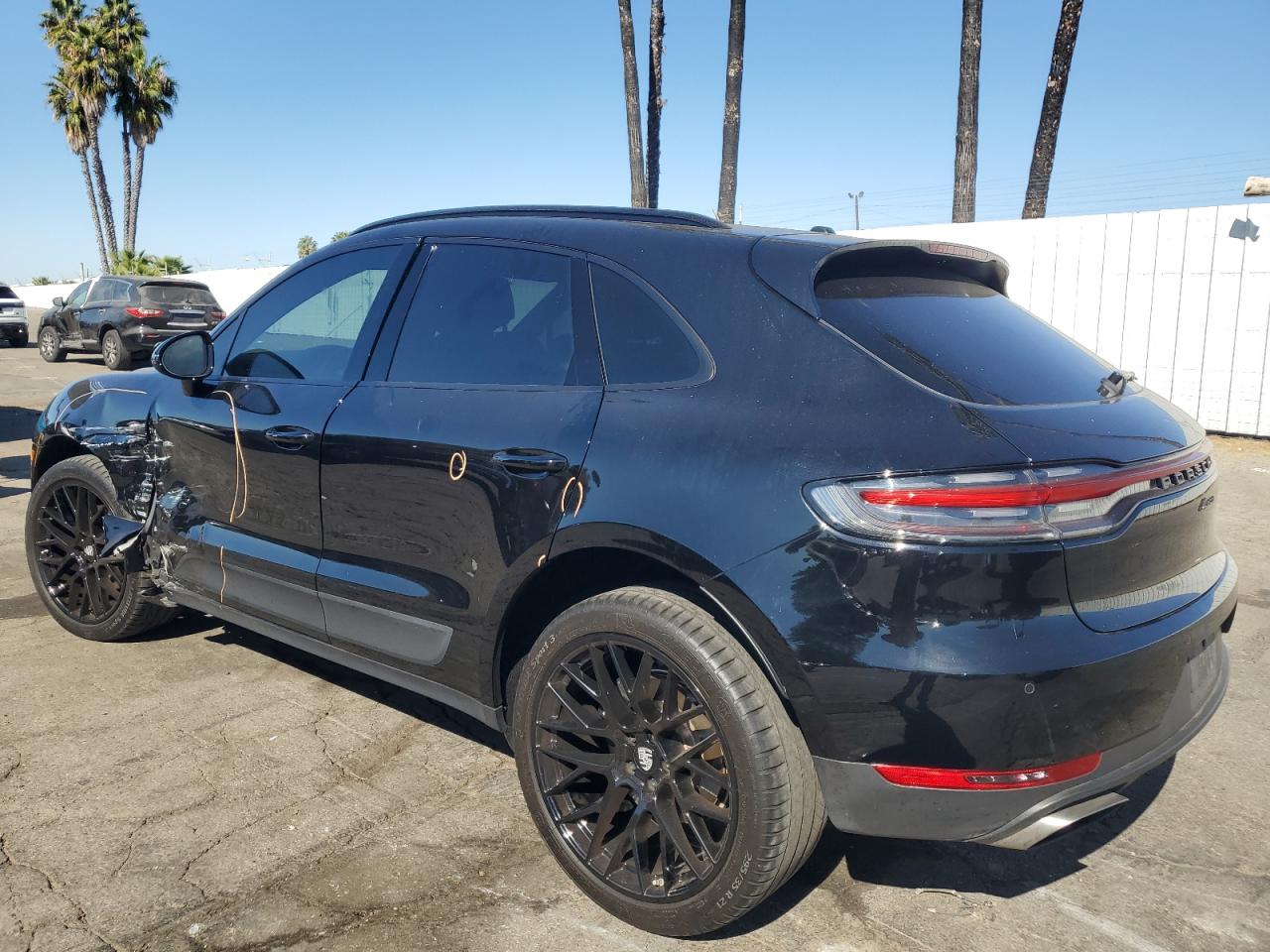 VIN WP1AA2A51LLB06739 2020 PORSCHE MACAN no.2