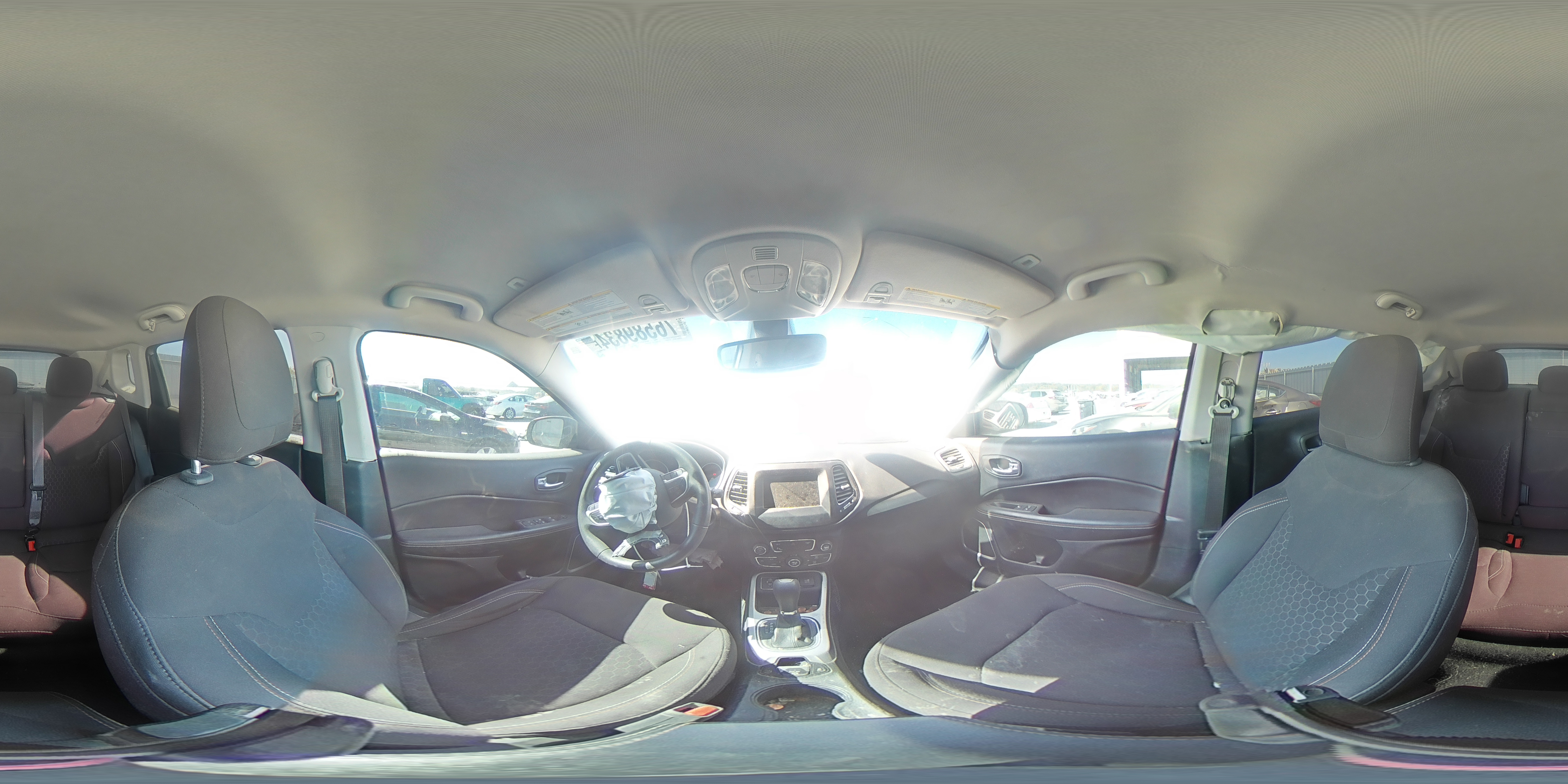 2018 Jeep Compass - Image 14