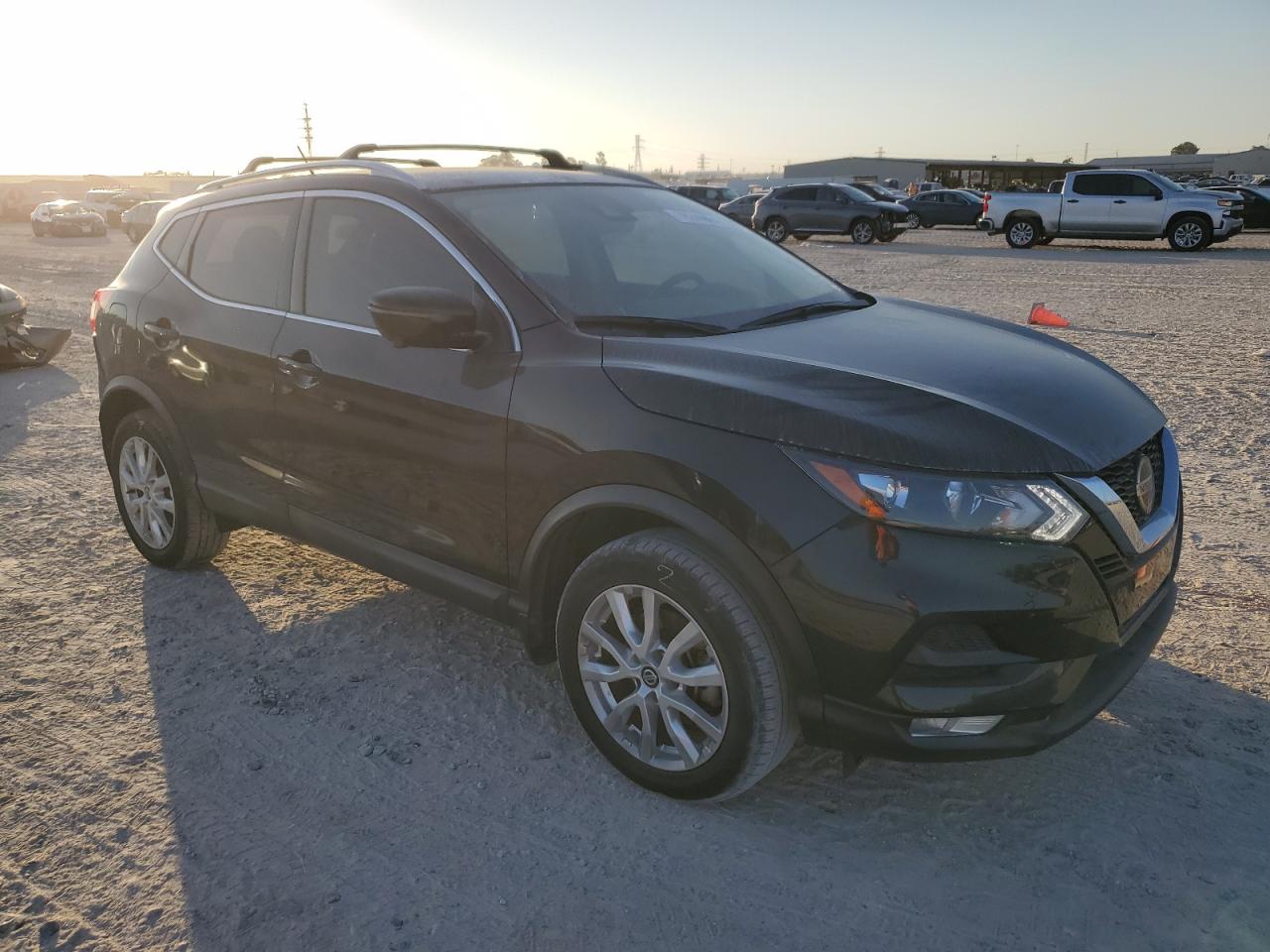 2020 Nissan Rogue - Image 4