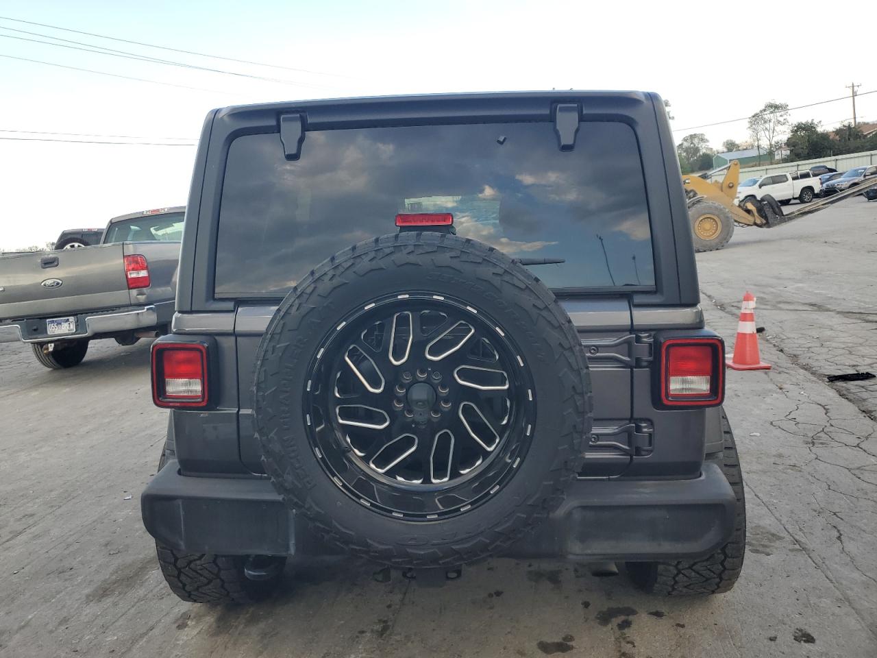 1C4HJXDN5LW308684 2020 Jeep Wrangler Unlimited Sport