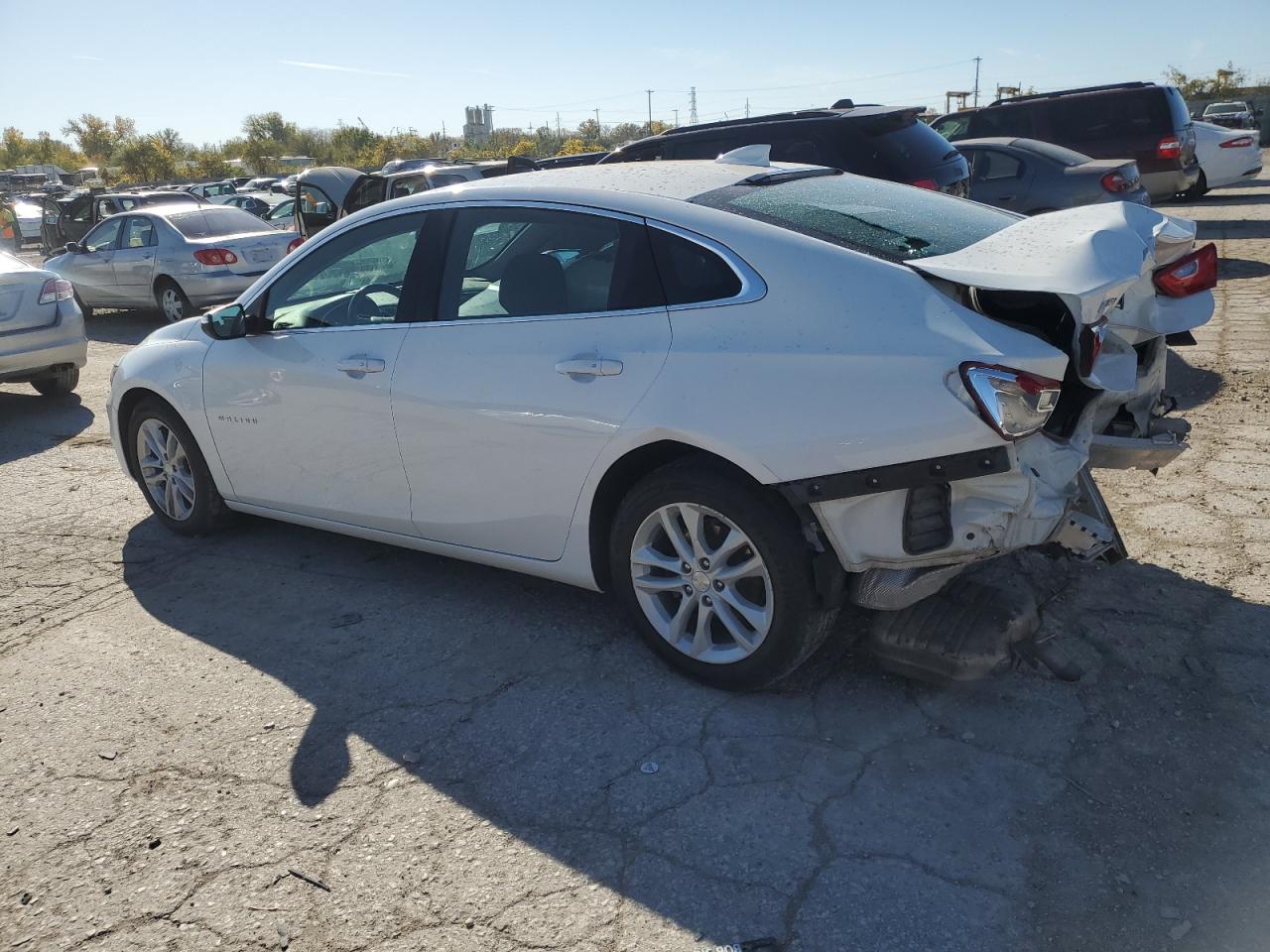 VIN 1G1ZE5ST4HF230963 2017 CHEVROLET MALIBU no.2