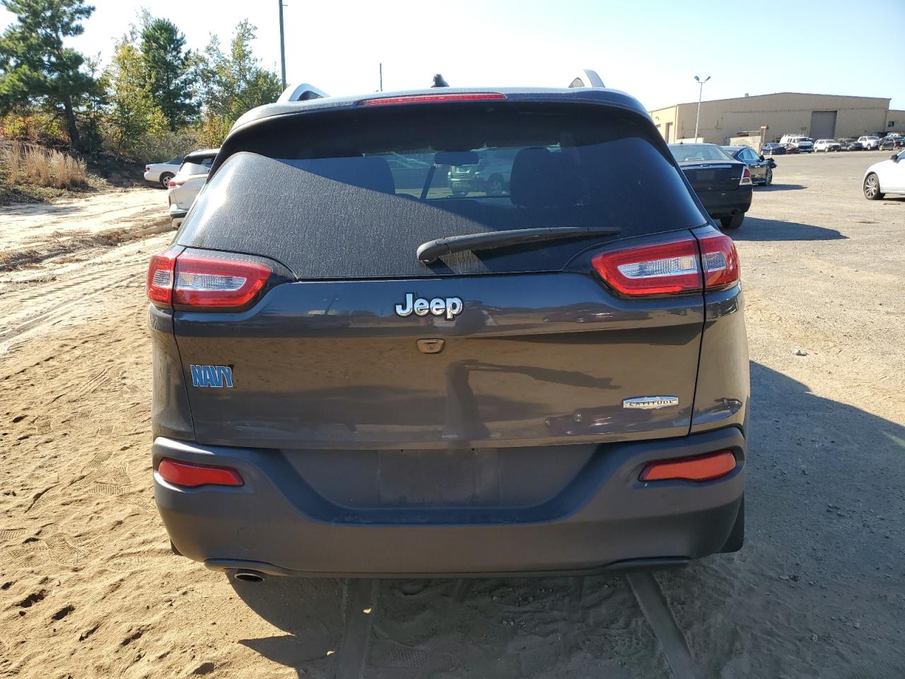 2015 Jeep Cherokee Latitude VIN: 1C4PJLCBXFW782257 Lot: 74365834