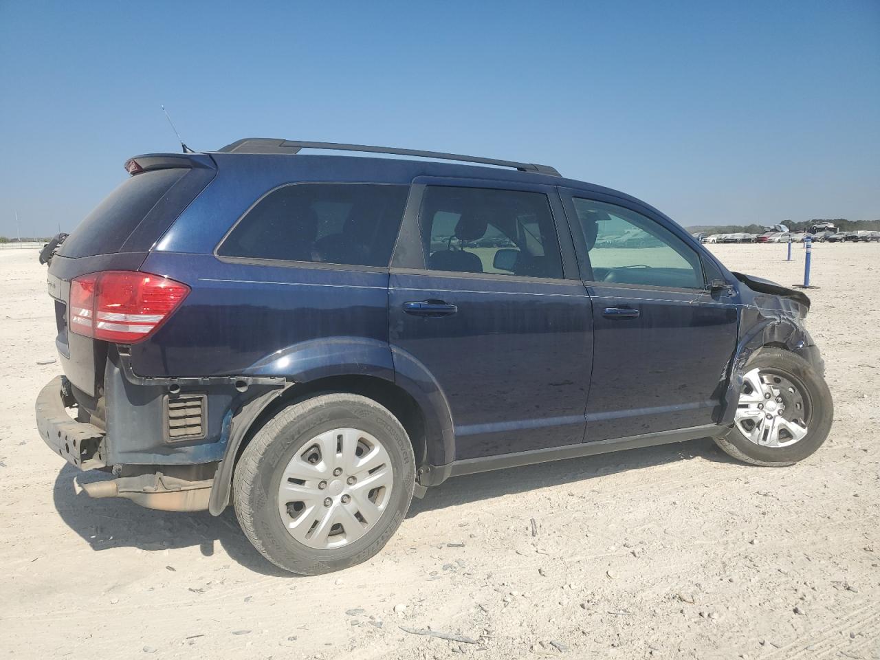 2017 Dodge Journey - Image 3