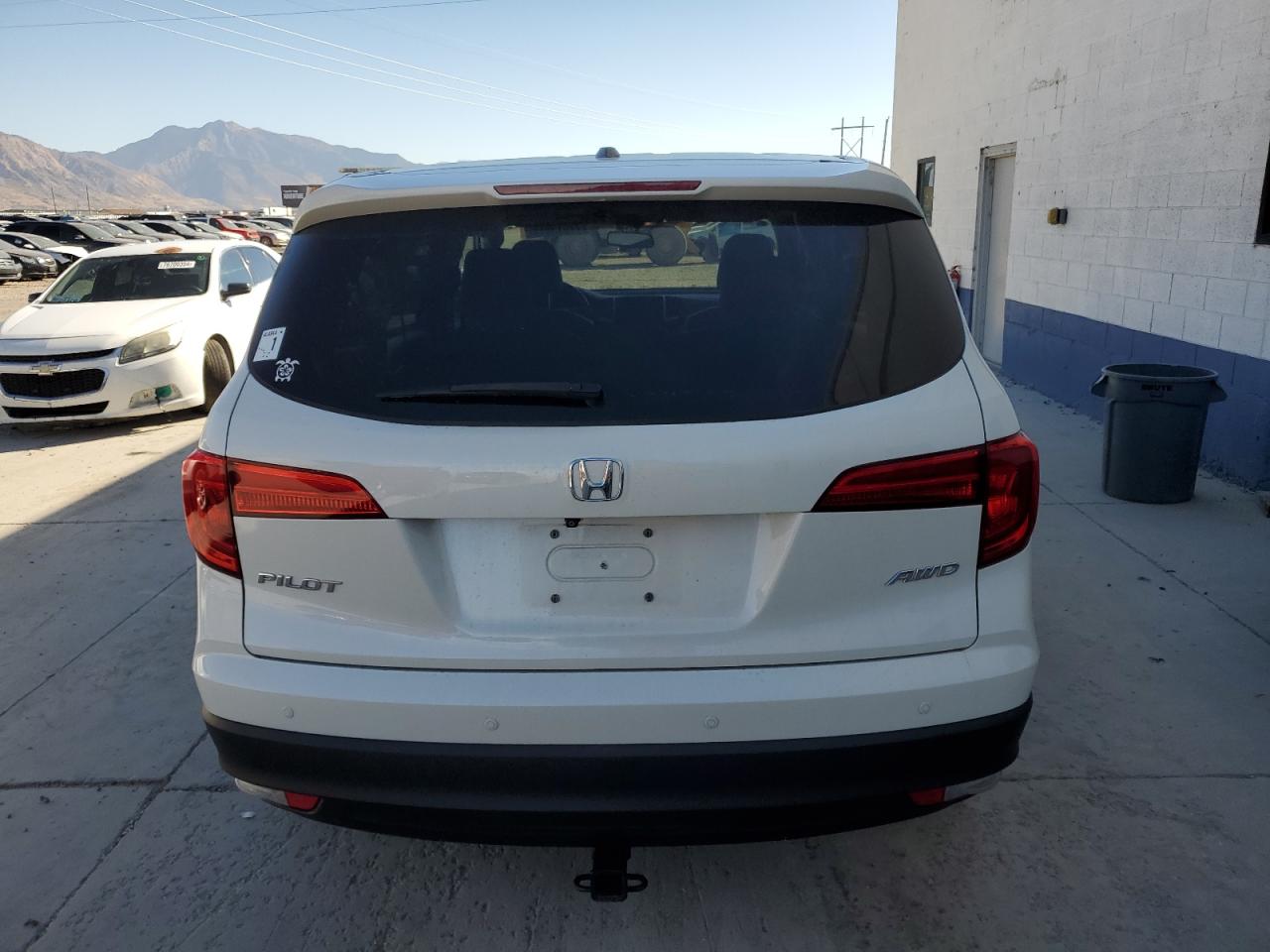 5FNYF6H54HB097107 2017 Honda Pilot Exl