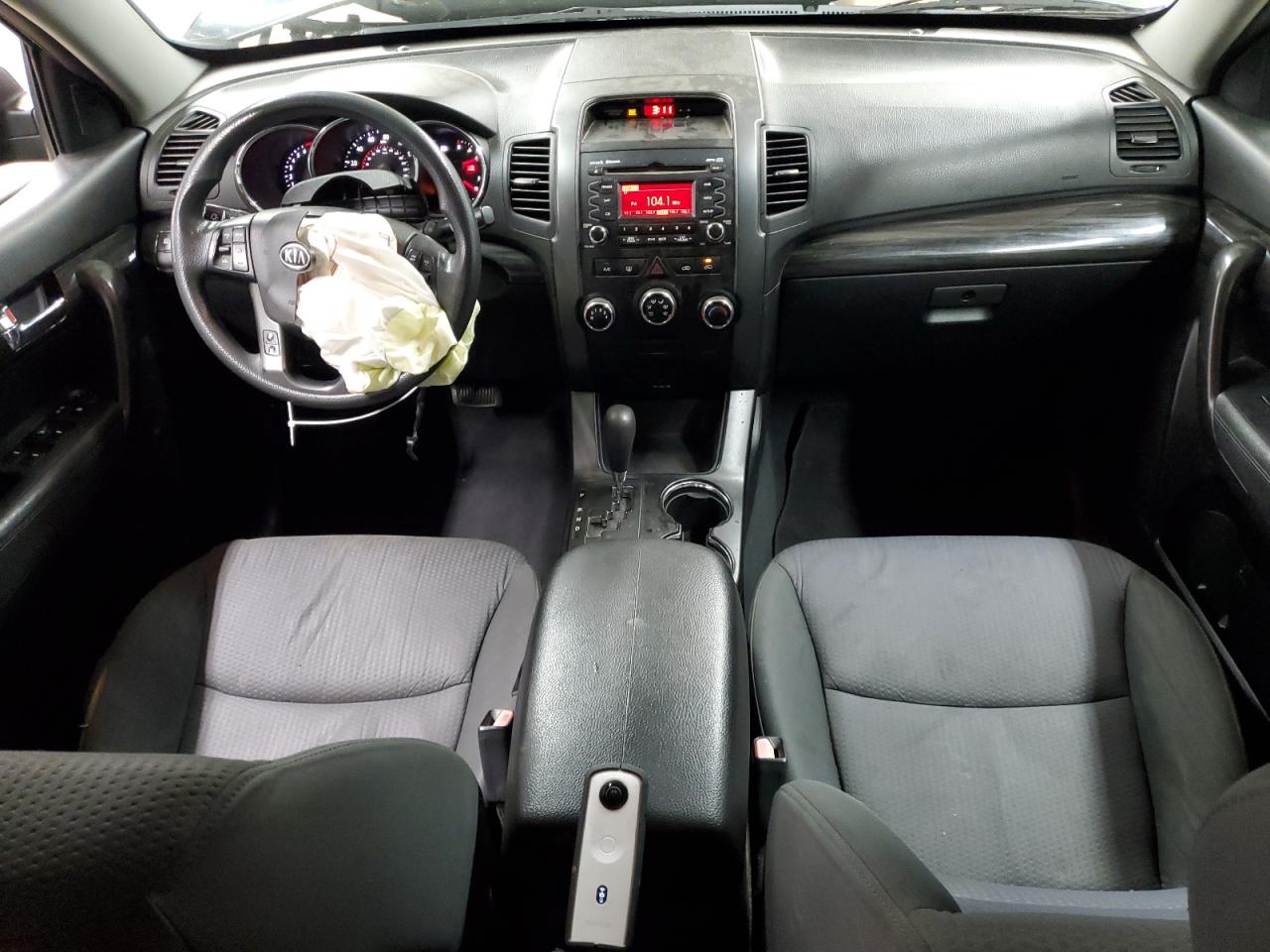 2012 Kia Sorento - Image 8