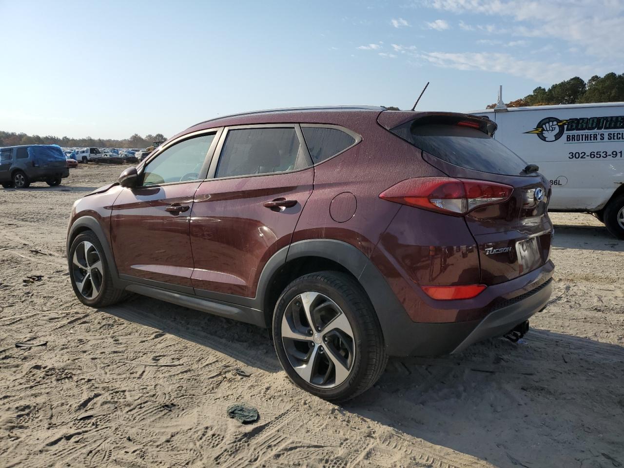 2016 Hyundai Tucson - Image 2