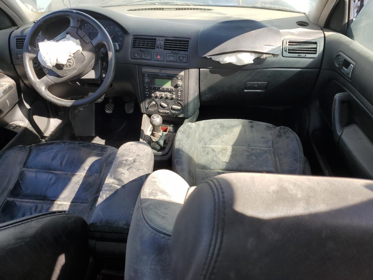 2003 Volkswagen Jetta - Image 8