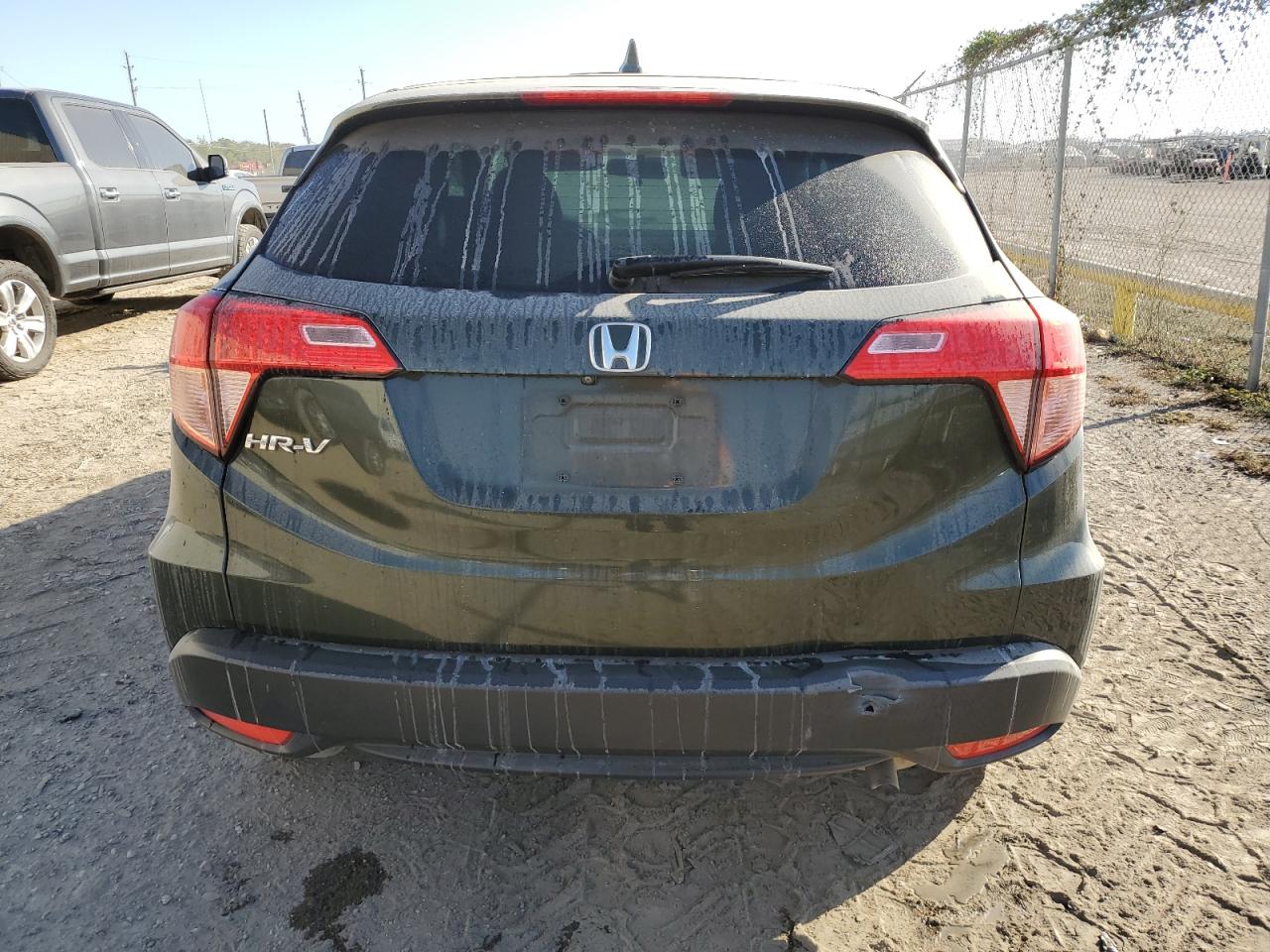 2018 Honda Hr-V Ex VIN: 3CZRU5H5XJG706330 Lot: 74877394