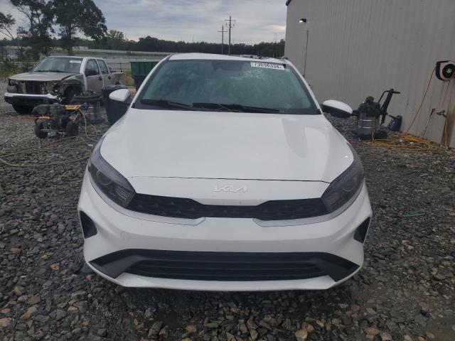 3KPF24AD9NE437720 Kia Forte FE 5