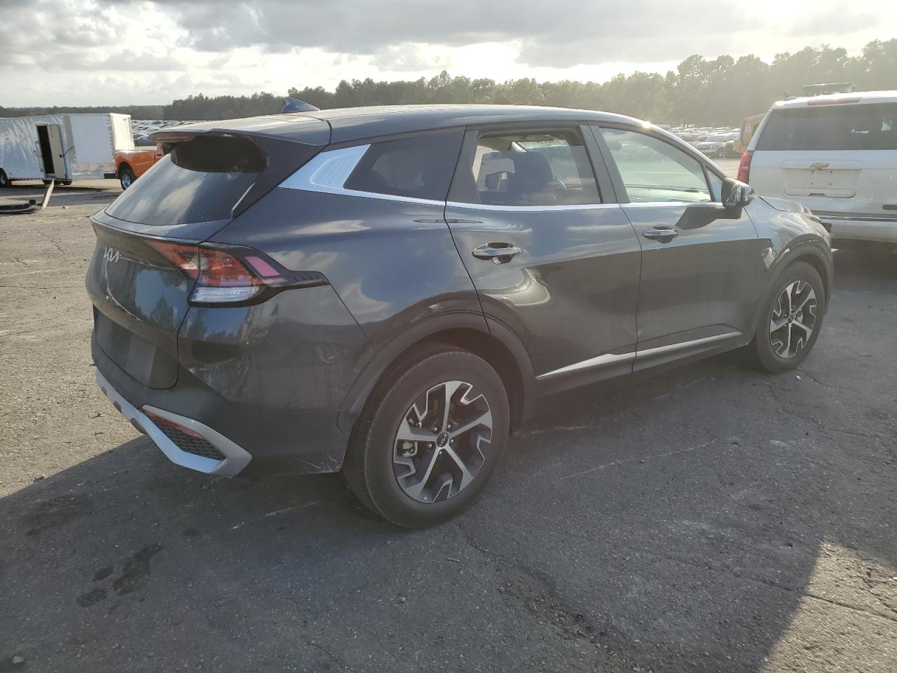 2024 Kia Sportage - Image 3