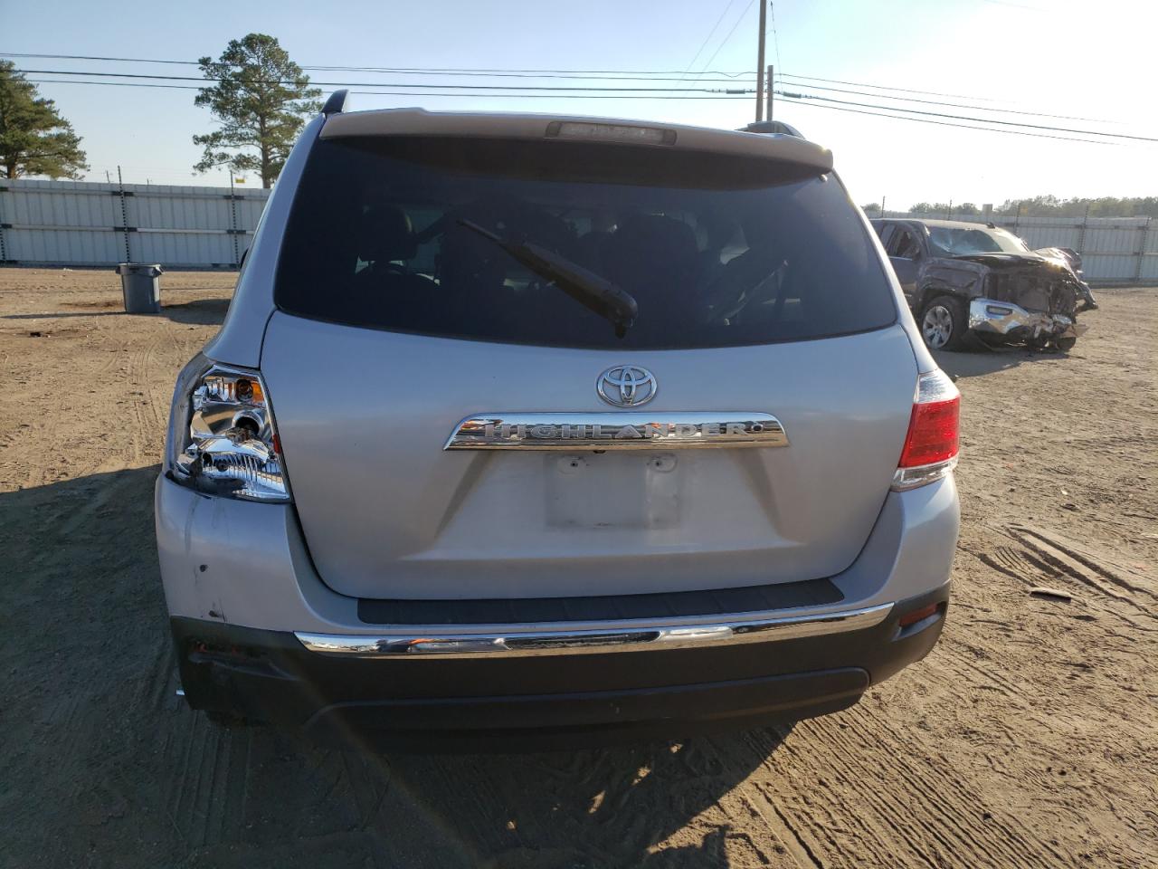 VIN 5TDZK3EH4DS118847 2013 TOYOTA HIGHLANDER no.6